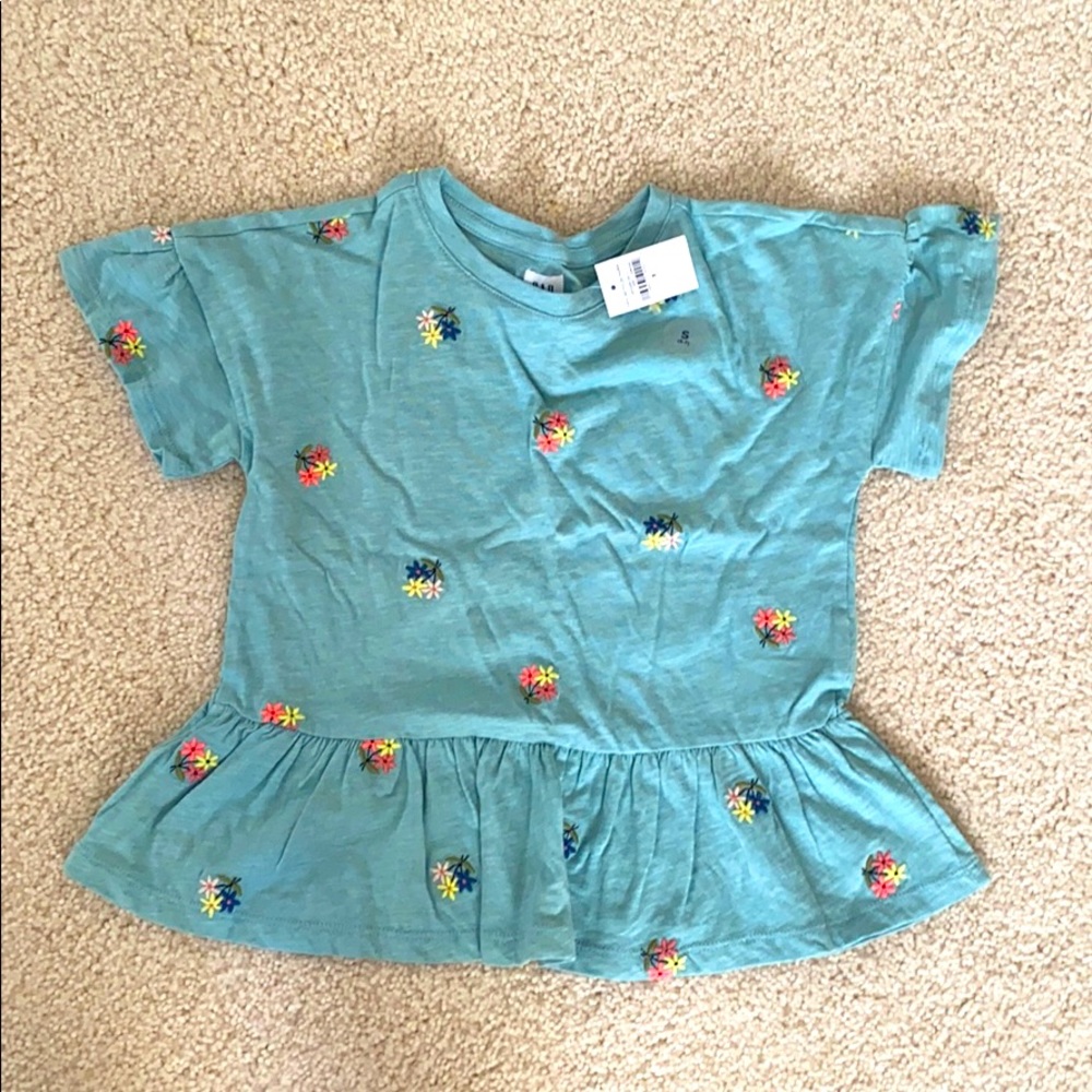 Girls short sleeved shirt